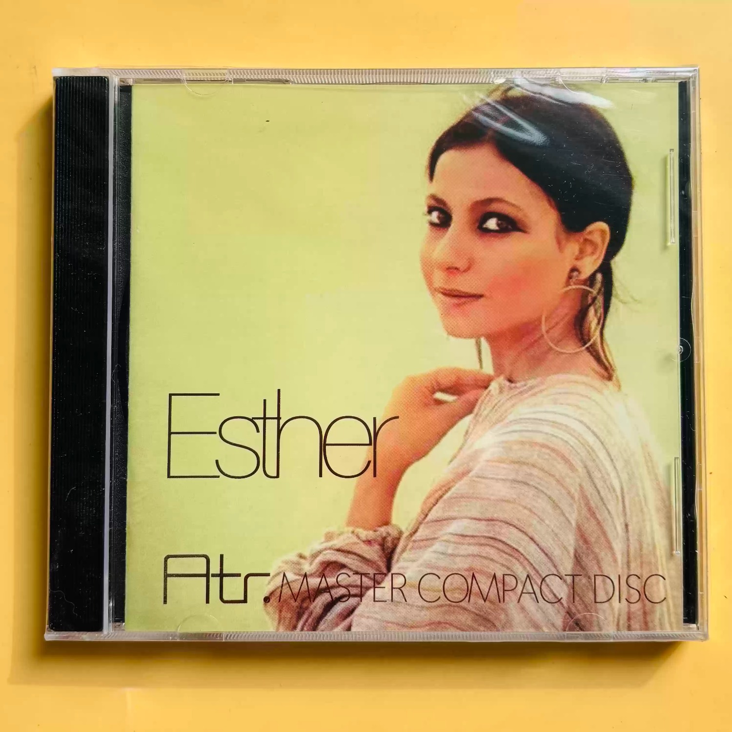 Vintage Collectibles & More Llc Photos - Album CD Vokal Wanita Vintage, Gaya
