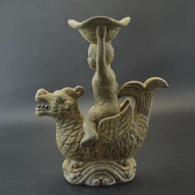 Collectible Vintage Lamps - Alas Lampu Minyak Qilin Kiln Yue