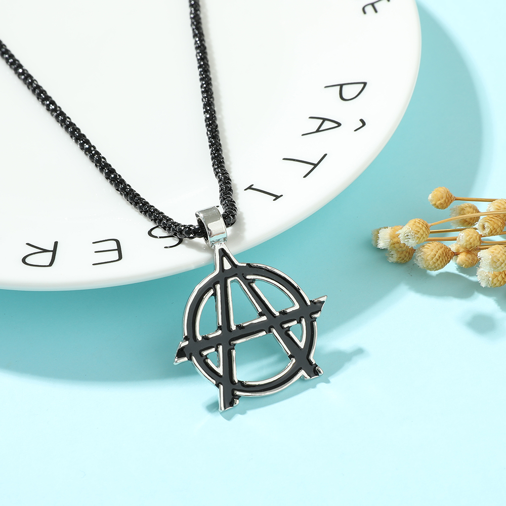 Kalung Logo Huruf A Simbol Fil - Vintage Necklace ulasan dan harga