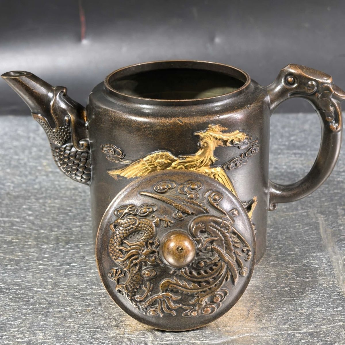 Teko Anggur & Teh Kuningan Ber - Collectible Vintage Wine ulasan dan harga