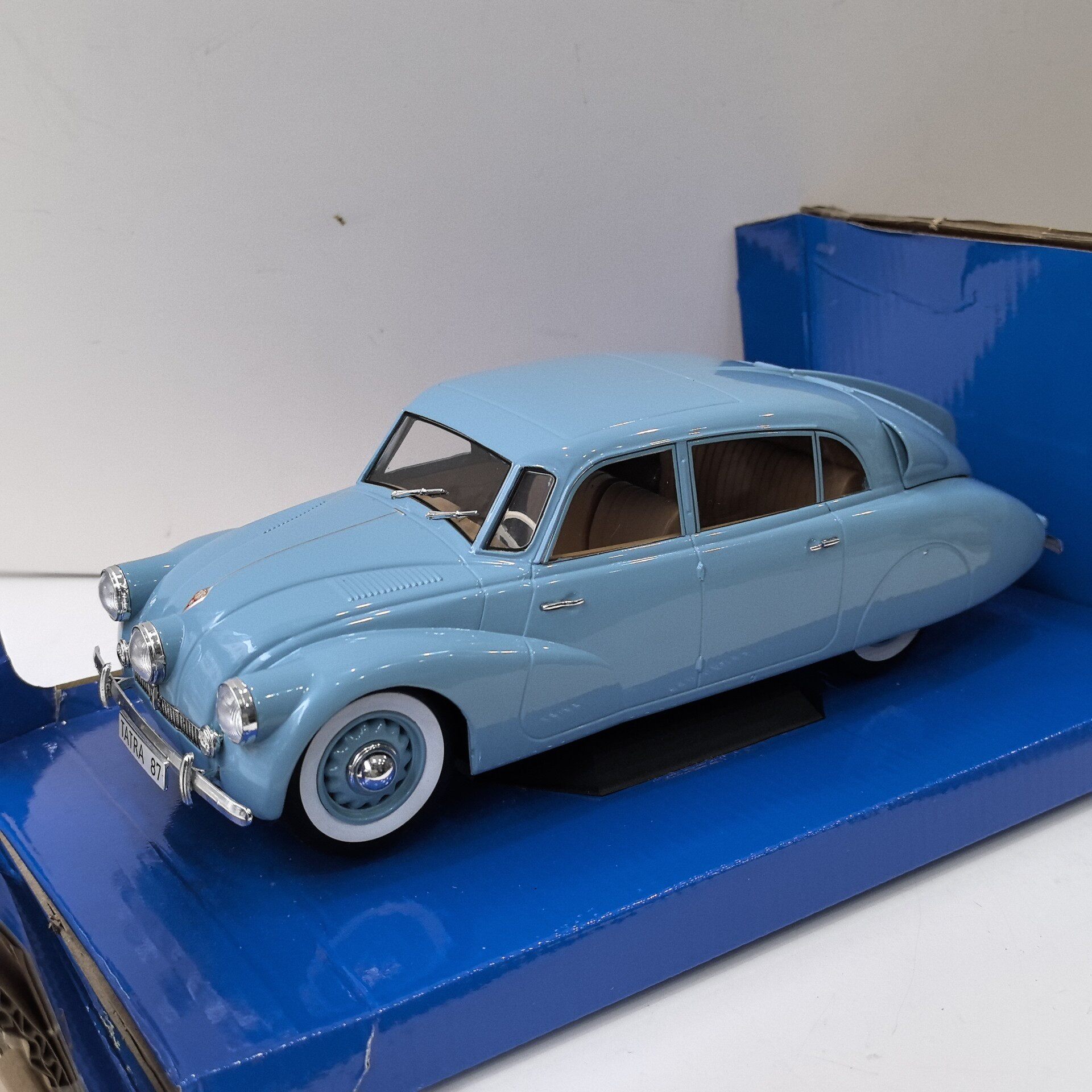 Mobil Diecast MCG Skala 1/18 T - Vintage Collectibles & More Llc Photos ulasan dan harga